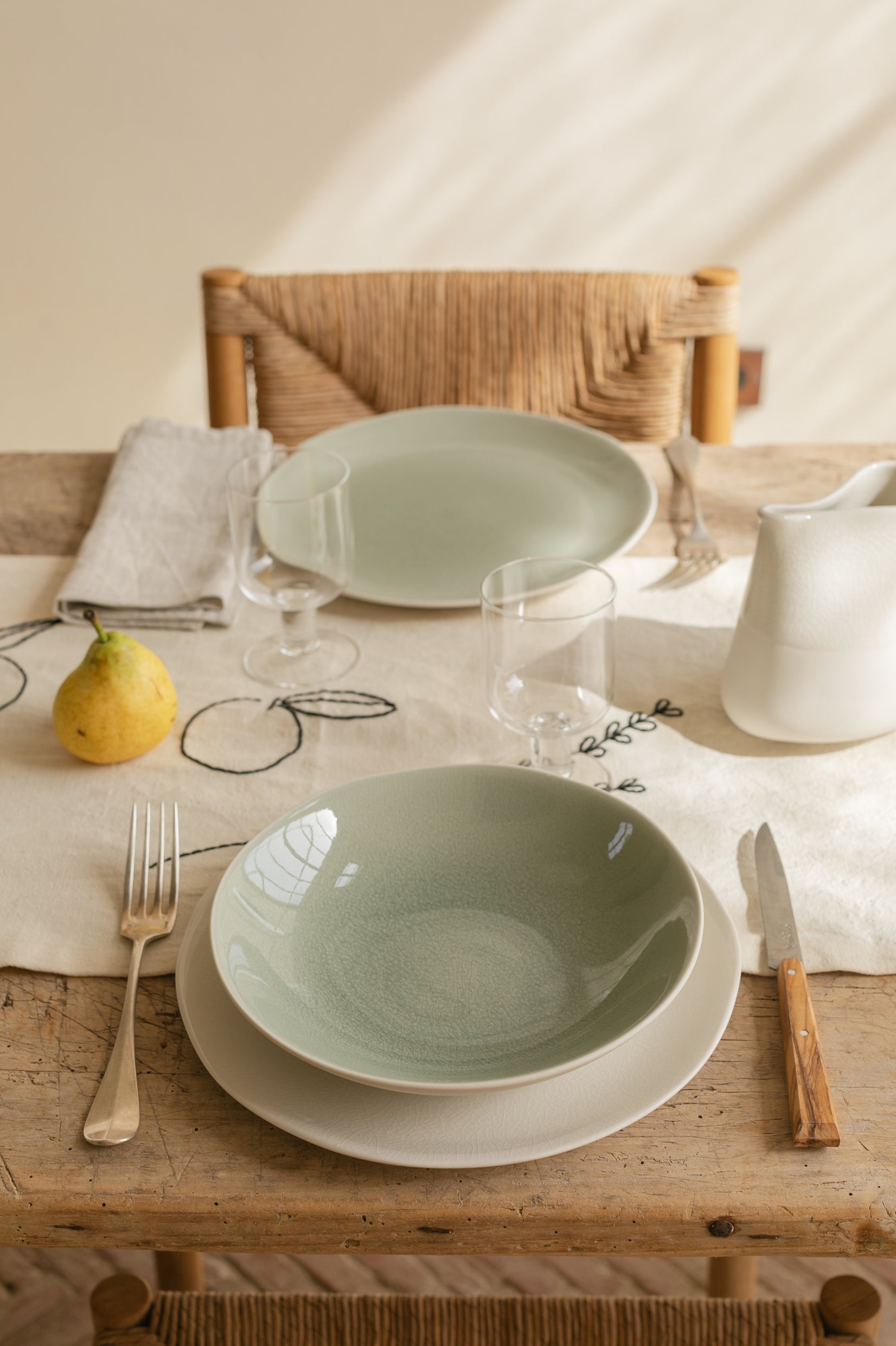 Cashmere Beige Soft-Tone Plate - Image 3