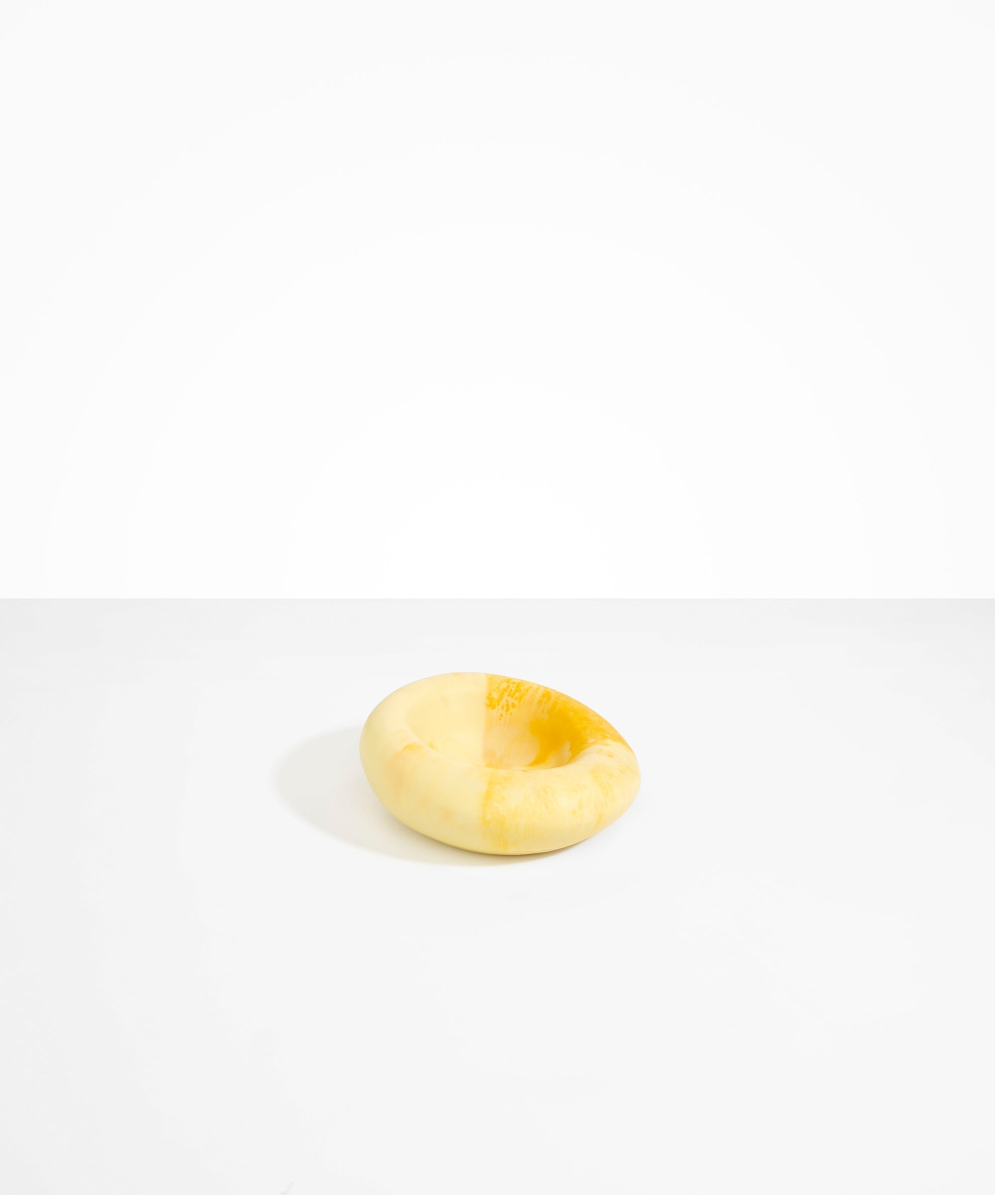 Modern Decorative Side Dish for Everyday Home Styling