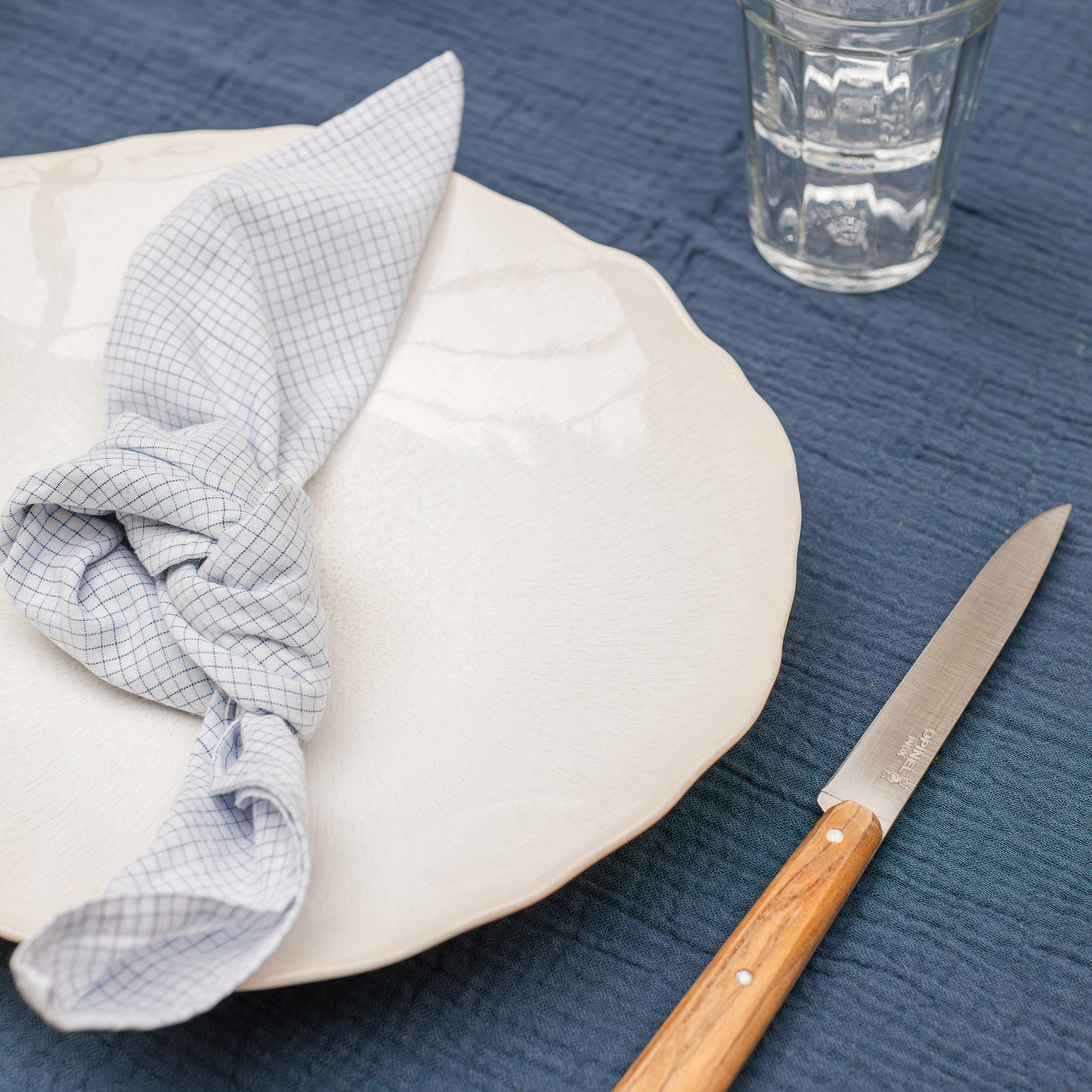 Pearl White Refined Ceramic Plate - Image 3