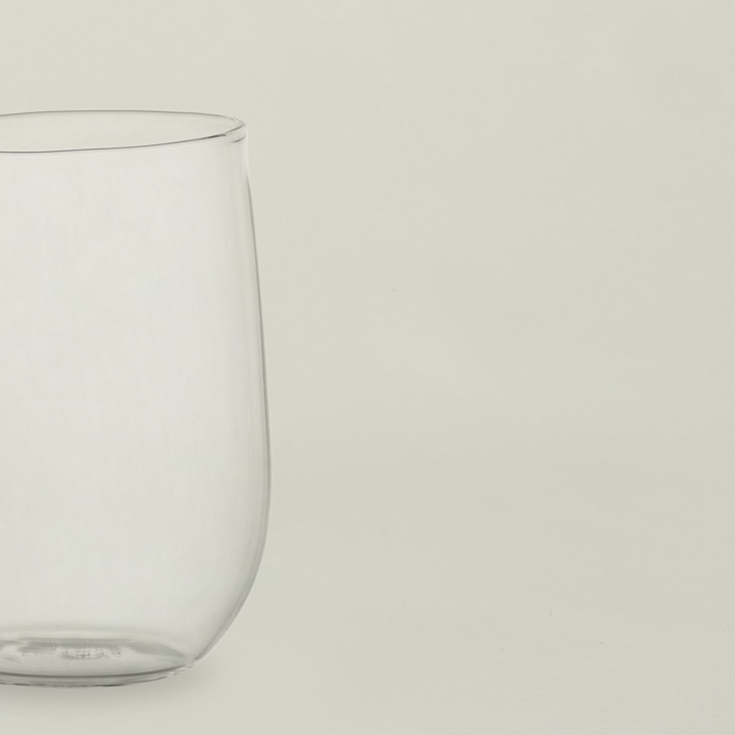Modern Textured Drinking Glass Set - Image 11