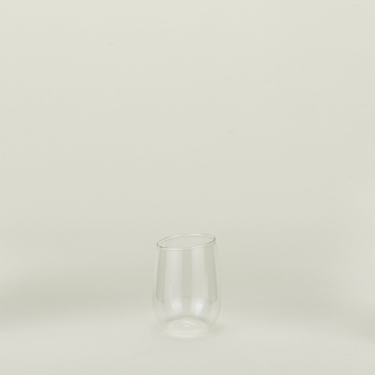 Modern Textured Drinking Glass Set - Image 8