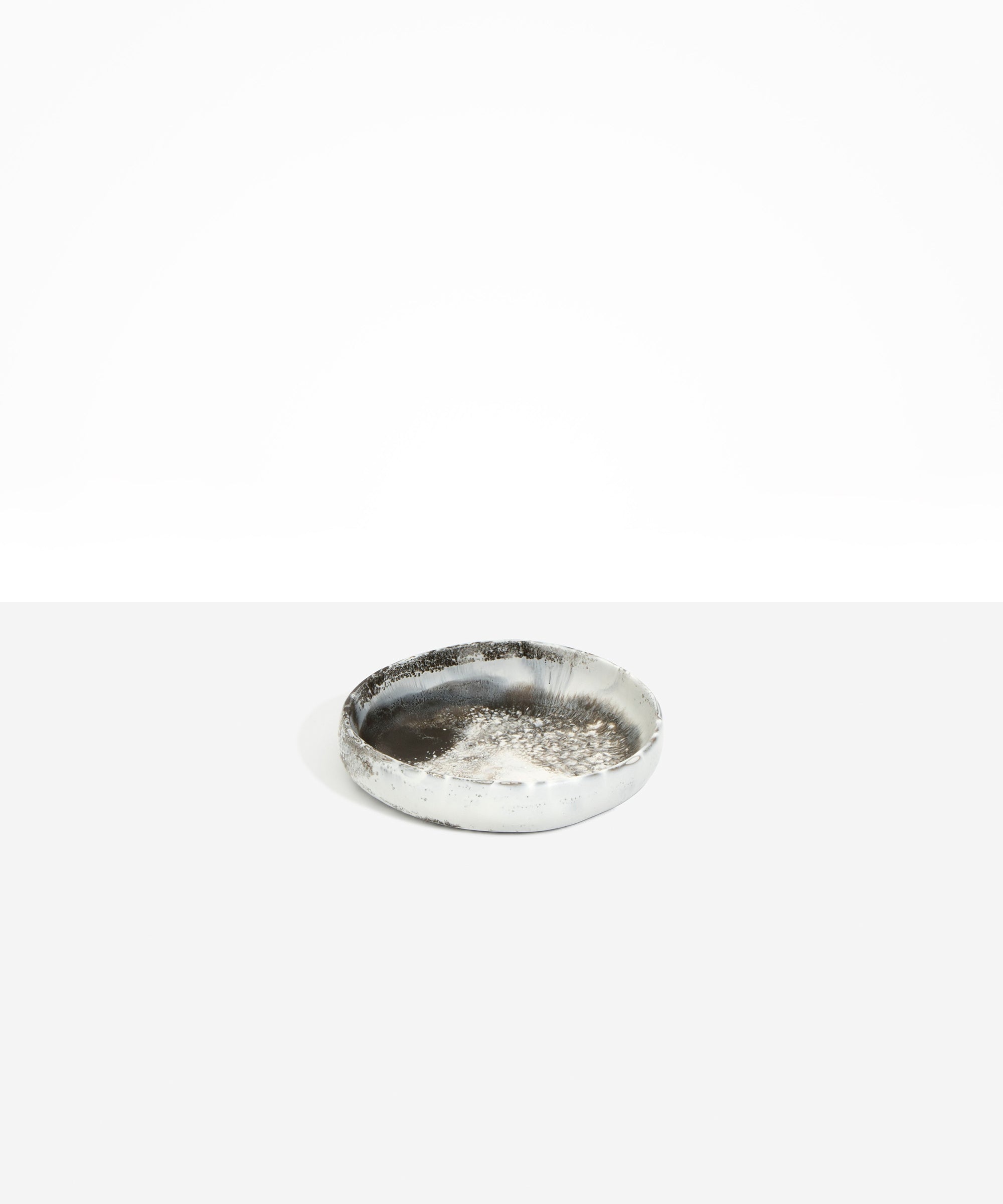 Versatile Decorative Serving Bowl for Everyday Home Styling - Image 11