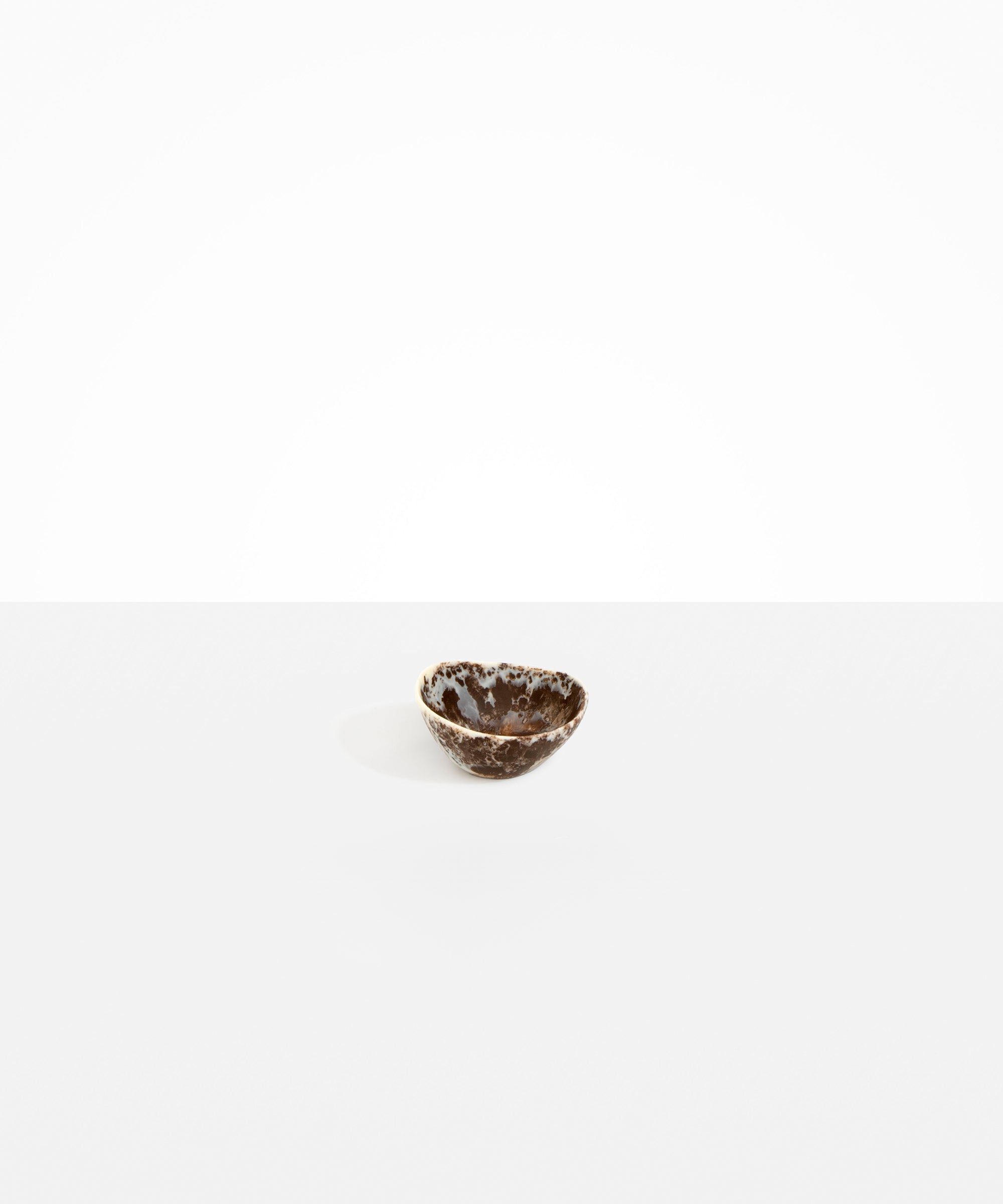 Minimal Decorative Side Dish for Everyday Home Styling - Image 17
