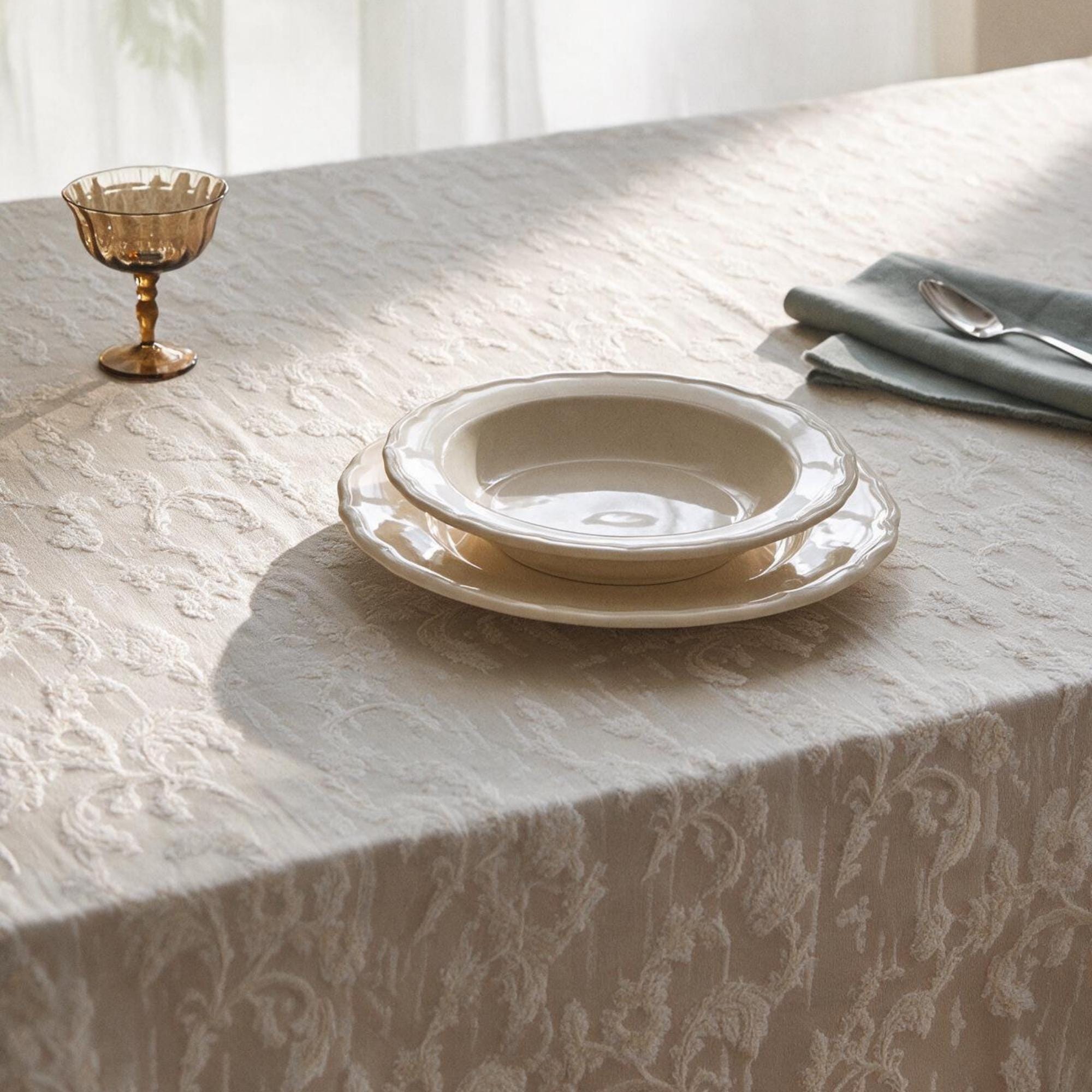 Floral Jacquard Tablecloth, Woven Vine Table Cloth, Elegant Dining Table Cover, Size - Image 8