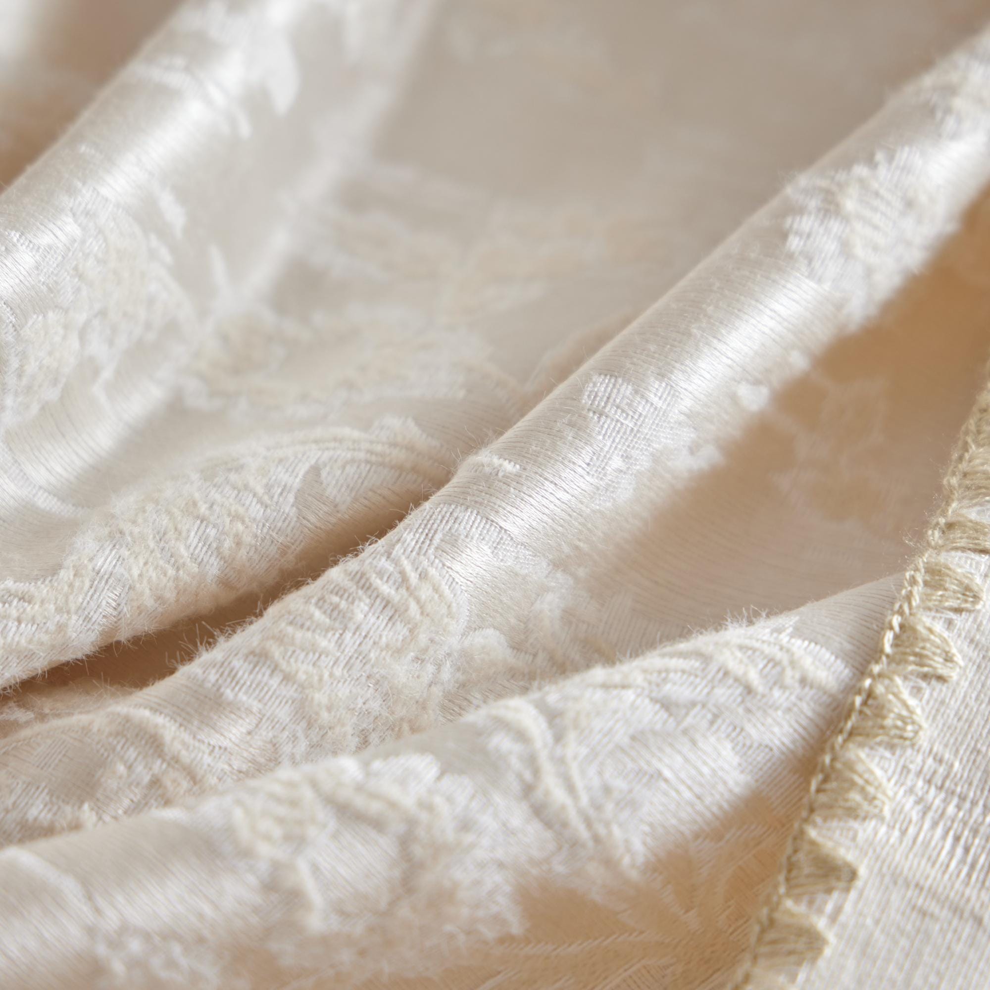 Floral Jacquard Tablecloth, Woven Vine Table Cloth, Elegant Dining Table Cover, Size - Image 15