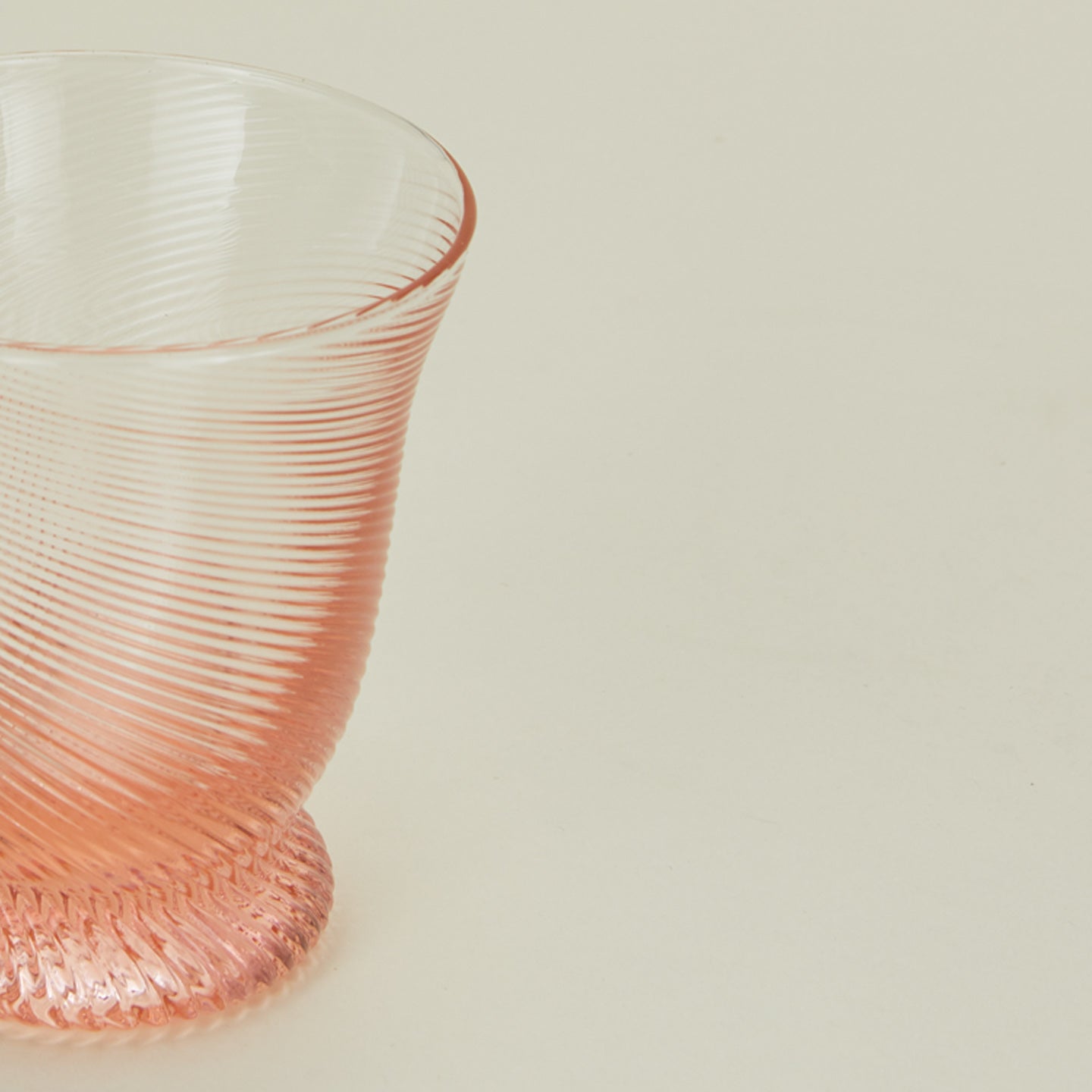 Spiral Pink Tumbler Set - Image 4