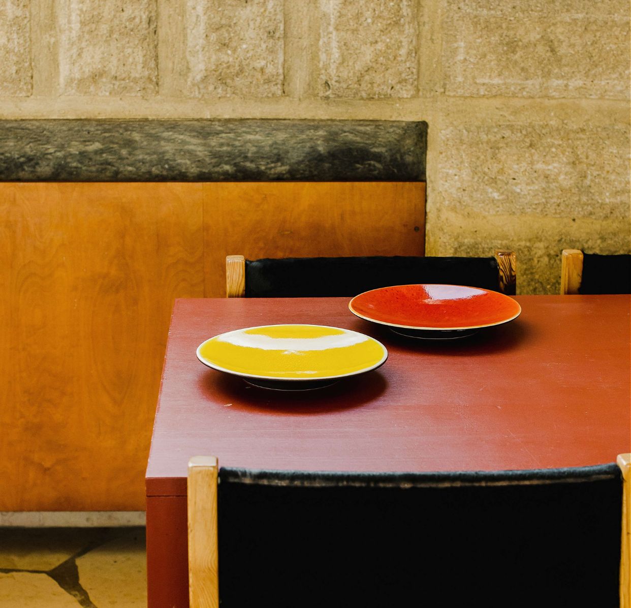 Lemon Yellow Stoneware Table Plate - Image 3